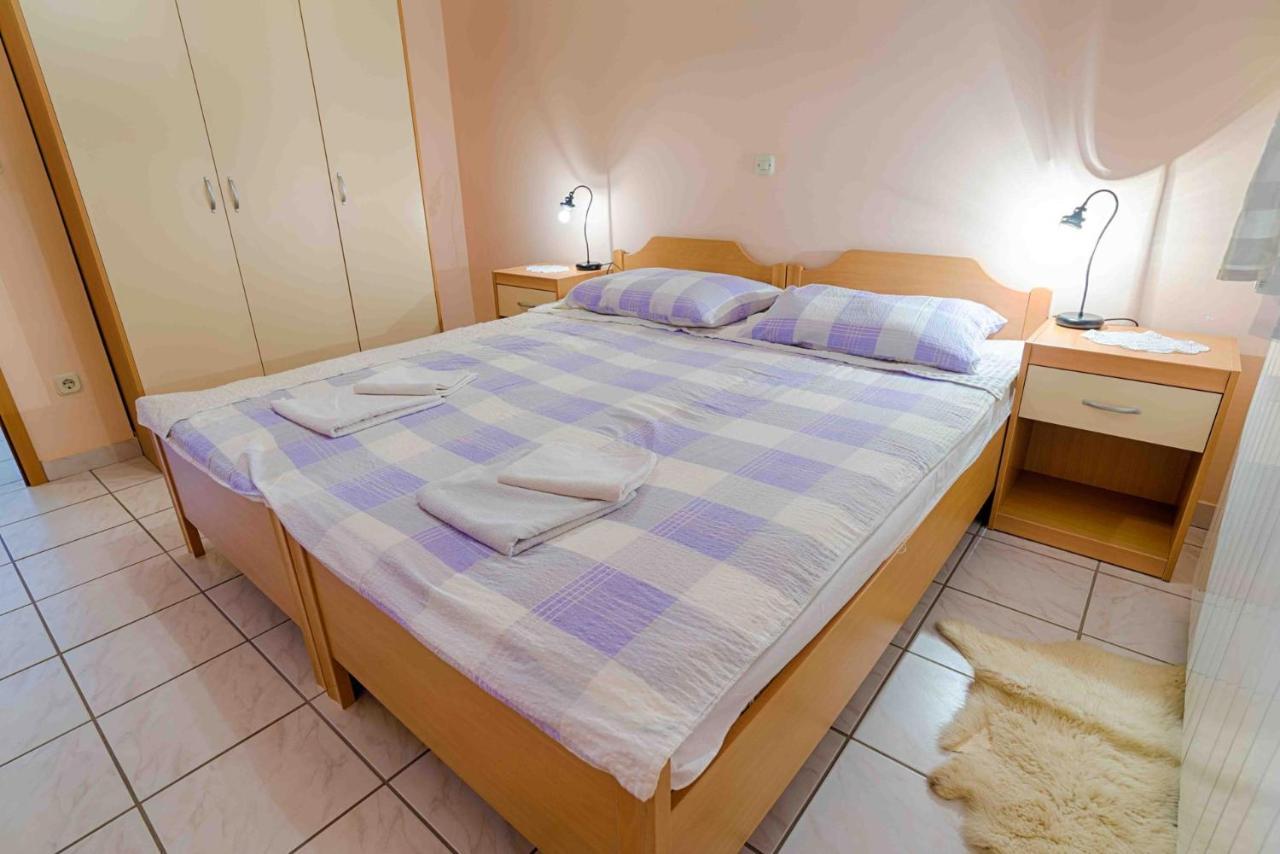 Ariela At The Beach Apartment Stara Novalja Ngoại thất bức ảnh